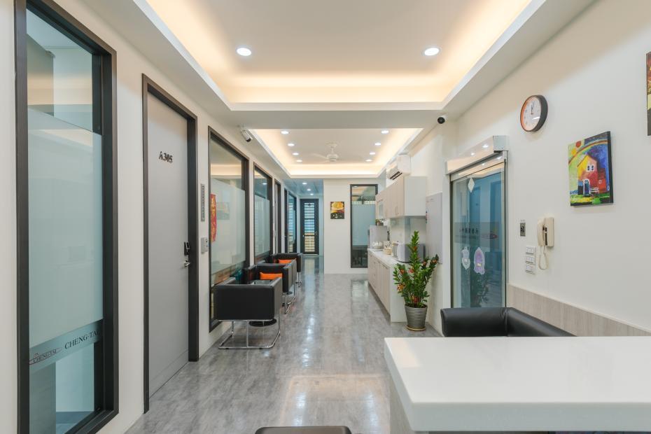 承泰商務中心 裕誠館