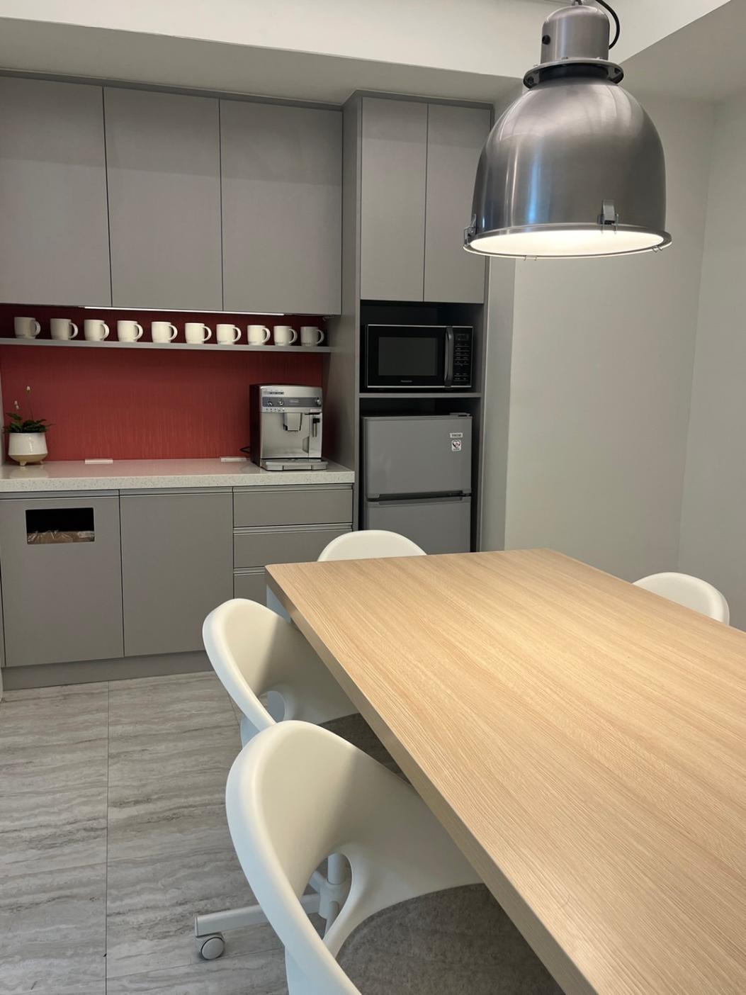 有椿逢甲商務中心 